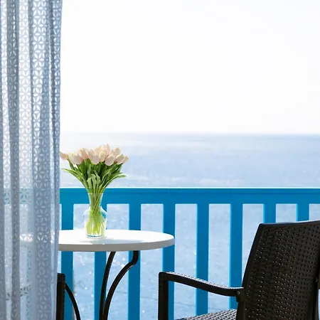 아파트호텔 Anemos Sea View 바트시