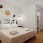 Ξενοδοχείο με διαμερίσματα Anemos Sea View